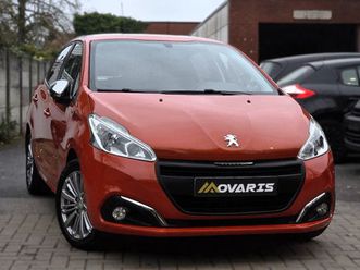 peugeot 208 1.2i?facelift carplay pdc cruise controle