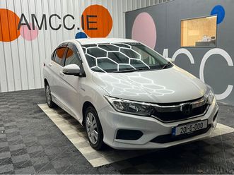 €16950! 2020 honda grace hybrid reverse camera - cruise control