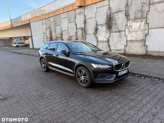 volvo v60 cross country d4 geartronic momentum
