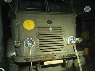 renault goelette r2087 de 1957