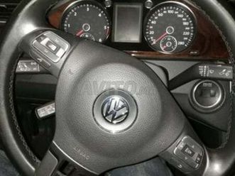 voiture presque neuve