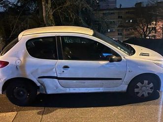 peugeot 206+ société urgent