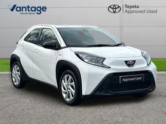 1.0 vvt-i pure euro 6 (start/stop) 5dr