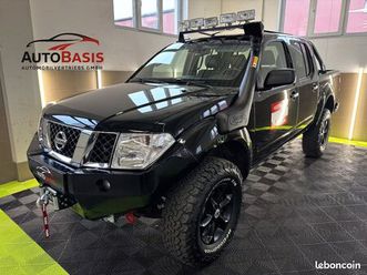 nissan navara double cabine 2.5 174 ch 4x4 - préparation offroad - entretien récent