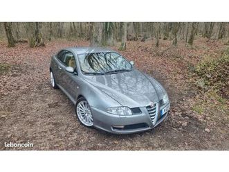 superbe alfa roméo gt 3.2 v6 240 cv - 1ère main