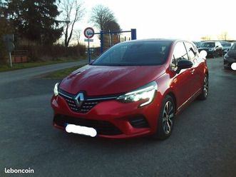 renault clio v 1.6 e-tech 145ch hybride techno boite auto 5 portes