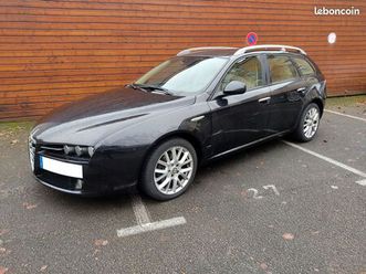 alfa 159 sw 1.9 jtdm 150 ch distinctive bvm6 (moteur refait + vm emb neuf)