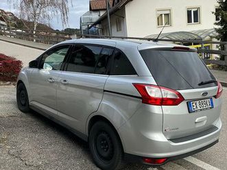 ford grand cmax titanium