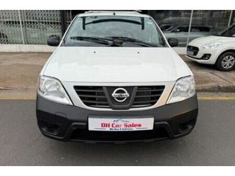 2023 nissan np200 1.6 se