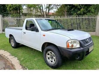 NISSAN NP300 2011-nissan-np300-2-5-tdi-lwb-s-single-cab