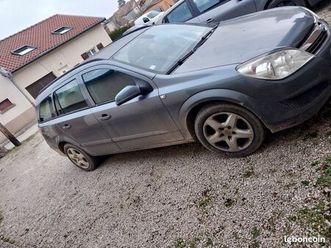 voiture opel astra
