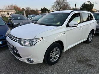 mitsubishi outlander phev hybride rechargeable intense