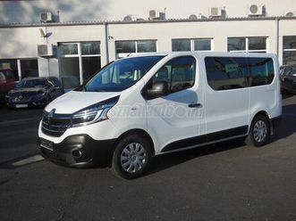 renault trafic 2.0 dci 120 l1h1 2,9t pack comfort s&s 2. tulajdonostól. vezetett szervizkönyves. magyar autó. lekérdezhető km futás!