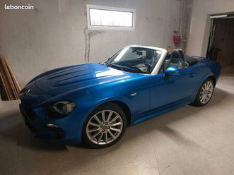 vend fiat 124 spider lusso plus bleue métallisée
