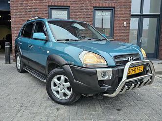 hyundai tucson - 2.7i v6 4wd style automaal leder