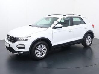 volkswagen t-roc 1.5 tsi style | 150 pk | automaat | climate control | achteruitrijcamera | apple carplay/android auto |