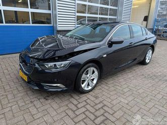 opel insignia grand sport - 1.5 turbo business executive automaat