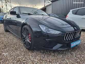 maserati ghibli 3.0 d 274 cv boite automatique toit ouvrant