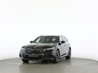 i5 m60 xdrive touring