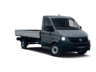 volkswagen crafter 35 skrzyniowy z pojedynczą kabiną silnik: 2,0 l eu6 scr 177 km / skrzynia biegów: przedni napęd manualna 6-biegowa rozstaw osi: 4490 mm