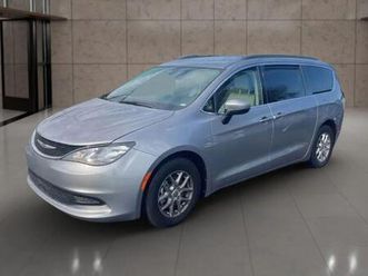 used 2021 chrysler voyager lxi