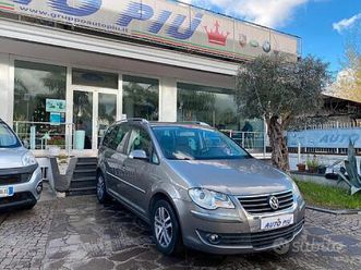 volkswagen touran 1.6 5 posti bifuel gpl automatic
