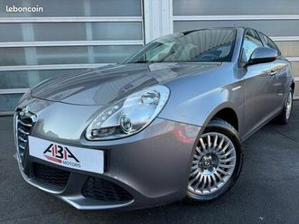 alfa roméo giulietta 1.6 jtdm 105ch distinctive bvm6 / 1ere main / gps / clim
