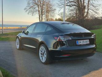tesla model 3 standard range+ rwd 4d