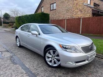 5.0 600h v8 l cvt 4wd euro 5 (start/stop) 4dr