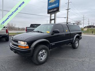 used 2000 chevrolet s-10 base
