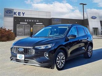 used 2023 ford escape platinum