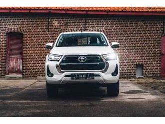 ② toyota hilux 4.0 v6 benzine — toyota — 2ememain