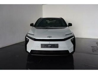 toyota bz4x premium awd: réserver un essai sur route !