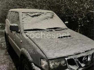nissan terrano 2.7 tdi comfort plus