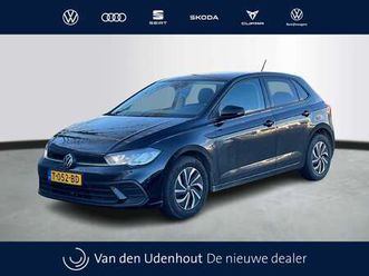 1.0 tsi 95pk life navigatie app connect