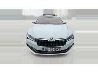 rabljeni skoda superb combi 2021.g 1.4 tsi iv laurin & klement