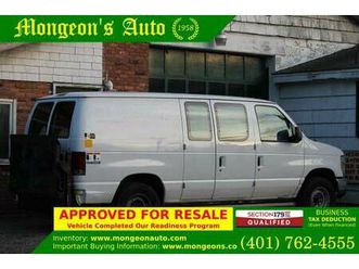 2013 ford e-250 w/ liftgate