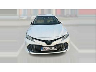 rabljeni toyota camry 2021.g 2.5 hybrid