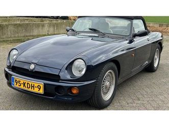 1996 mg rv8 bleu foncé manuel, 5 vitesses conduite à droi...