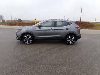2022 rogue sport sl, awd, 68,412 miles