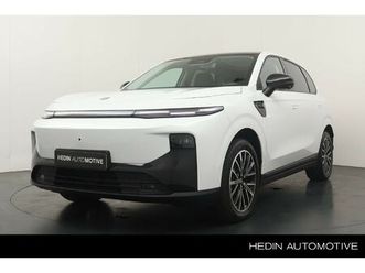 leapmotor b10 design promax 67.1 kwh gegarandeerd rijden in 2025 | 17% bijtelling | elektrische kofferklep | 360 graden parkeercamera | full map navigatie | cli