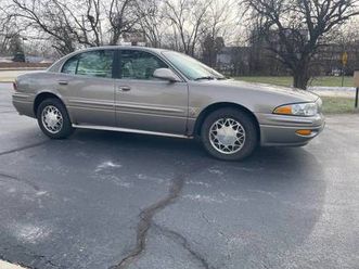 2001 buick lesabre custom (low miles/good condition)