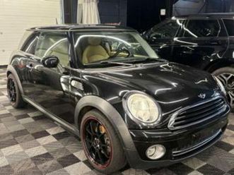 ② mini one 1.4i benzine bj. 2009 met 137.000km — mini — 2ememain