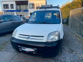 ② peugeot partner 1.6hdi 75cv **utilitaire**garantie**airco** — peugeot — 2ememain