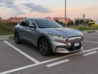 mustang mach-e standard range rwd 269cv auto