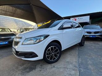 chevrolet onix 1.4 spe/4 lt