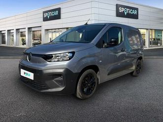 m 650kg bluehdi 130 /3 places/ pack premium connec