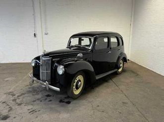 voiture classique ford prefect 1955