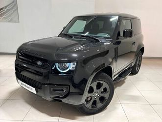 land rover defender 90 3.0d i6 mhev x-dynamic se awd 200cv auto del 2025 usata a napoli