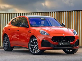 2025 - v6 trofeo 5dr auto